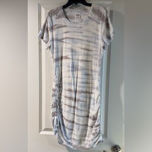 PINK Victoria's Secret Soft Gray Top